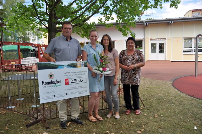 Spende für AWO-Kita (Foto: Ilka Kühn) Spende für AWO-Kita (Foto: Ilka Kühn)