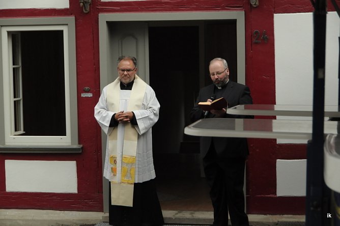 Pfr. und Kaplan (Foto: Ilka K&uuml;hn)