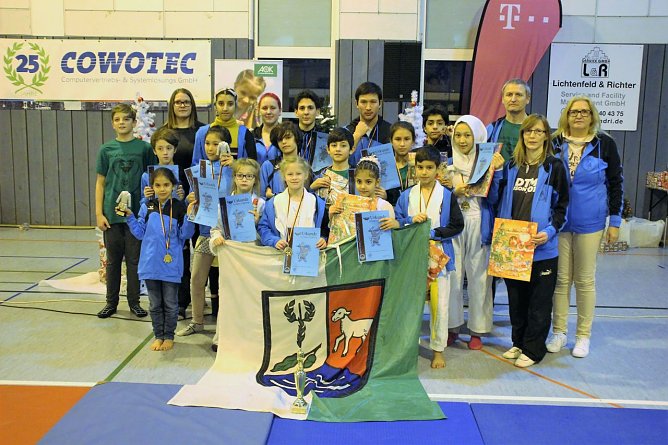 Team (Foto: JuJutsu Verein)