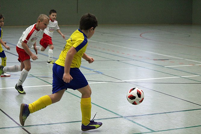 F-Junioren im Hallencup 2019 (Foto: Karl-Heinz Herrmann) F-Junioren im Hallencup 2019 (Foto: Karl-Heinz Herrmann)