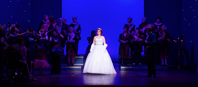 Zinzi Frohwein (Cendrillon) (Foto: Marco Kneise)