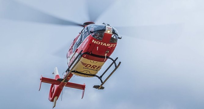 Hubschrauber des Typs EC 135 der DRF Luftrettung im Einsatz  (Foto: DRF)