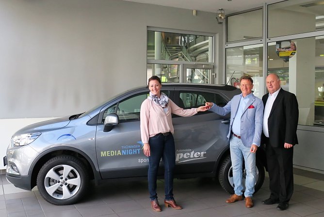 Schl&uuml;ssel weitergereicht (Foto: AHP)