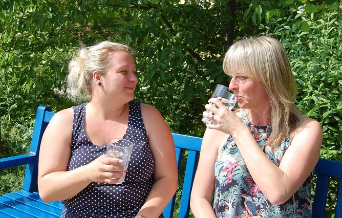 Mehr trinken als sonst - auch ohne Durstgef&uuml;hl (Foto: Helios Klinik Hettstedt, Dagmar Mansfeldt)