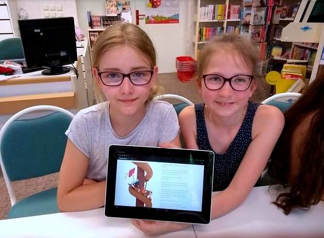 in der bibliothek (Foto: Elke R&auml;uber)