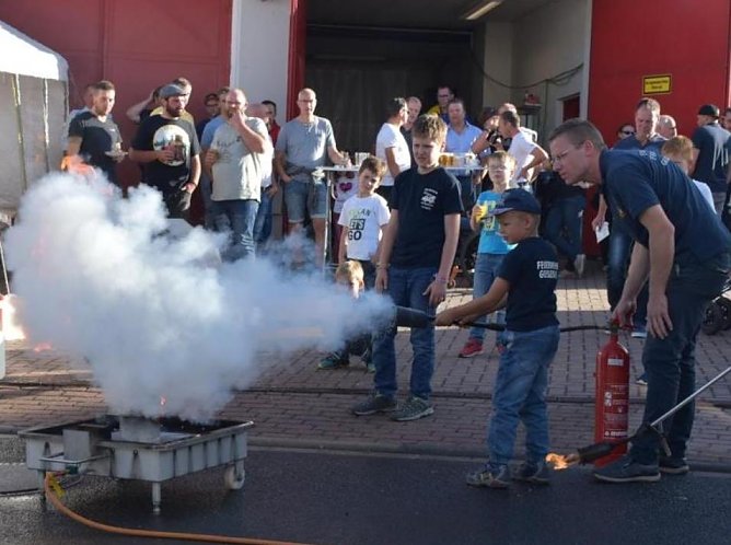 Tag der offenen T&uuml;r (Foto: Feuerwehr Geisleden)