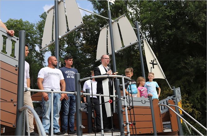 Einweihung Spielplatz in Hundeshagen (Foto: Ren&eacute; Wei&szlig;bach)