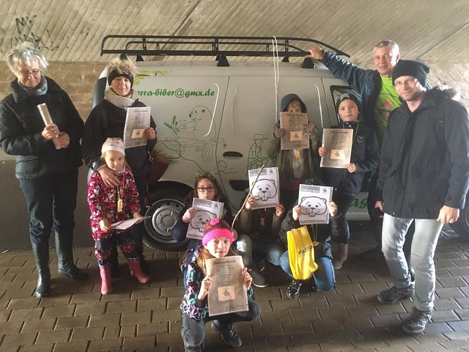 Biberexkursion (Foto: Thomas Wiechmann & Stephanie Hellmann) Biberexkursion (Foto: Thomas Wiechmann & Stephanie Hellmann)