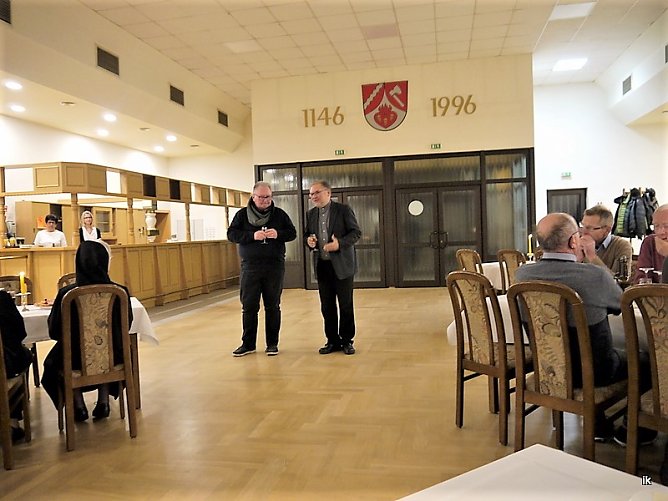 Beim Empfang (Foto: Ilka K&uuml;hn)