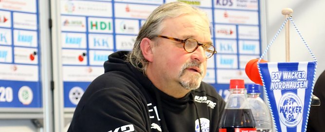 Der letzte &ouml;ffentliche Auftritt von Scholz am Sonntagnachmittag in Nordhausen (Foto: Bernd Peter)