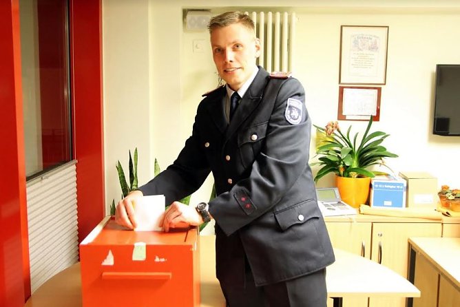 bei der Wahl (Foto: Thomas M&uuml;ller)