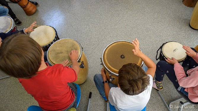 Neuer Lehrgang Elementare Musikpraxis (EMP) 2020 (Foto: Jana Groß) Neuer Lehrgang Elementare Musikpraxis (EMP) 2020 (Foto: Jana Groß)