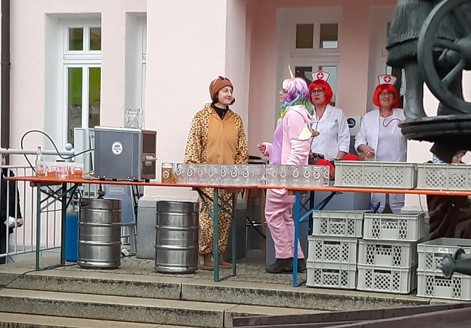 "Andere L&auml;nder - andere Sitten" (Foto: Karl-Heinz Herrmann)