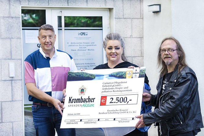 Spenden&uuml;bergabe (Foto: Eichsfeld Klinikum)