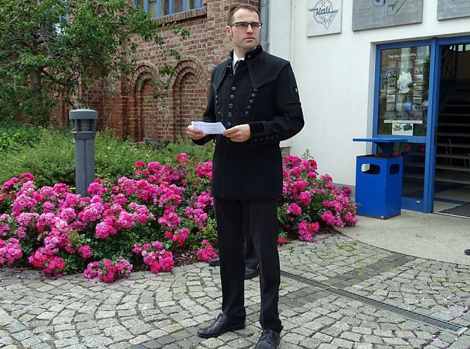 Bergbautechnologen erhielten Zeugnisse (Foto: Birgit Jung)