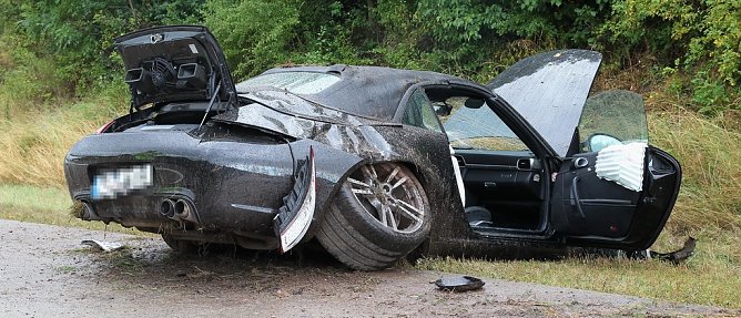 Unfallauto (Foto: S. Dietzel)