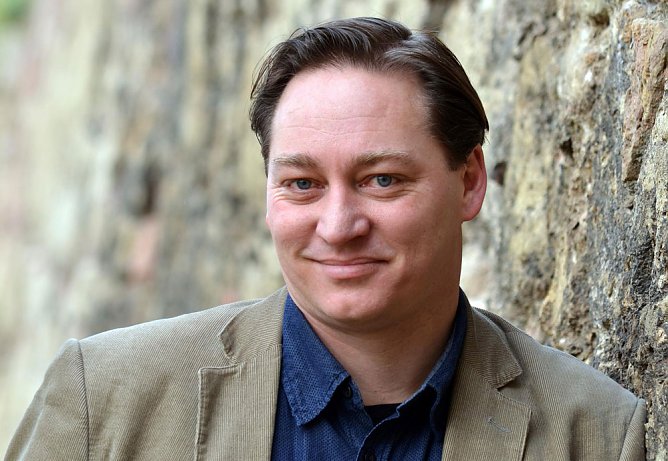 Kurs Atmung und Stimme mit Alec Otto (Foto: Thüringer Landesmusikakademie) Kurs Atmung und Stimme mit Alec Otto (Foto: Thüringer Landesmusikakademie)