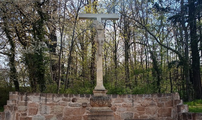 Kruzifix bestaunen aus dem Jahre 1776 (Foto: T.Reinhold) Kruzifix bestaunen aus dem Jahre 1776 (Foto: T.Reinhold)