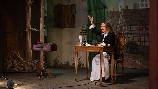 Cora Chilcott im Sondersh&auml;user Liebhabertheater (Foto: Michael Joch)