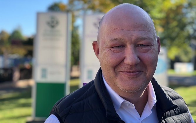 Axel Ziesche (Foto: Florian Grewe ) Axel Ziesche (Foto: Florian Grewe )