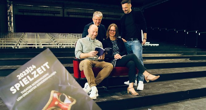 In der "Interimsspielst&auml;tte" wurde heute das Programm f&uuml;r die neue Spielzeit vorgestellt (Foto: agl)