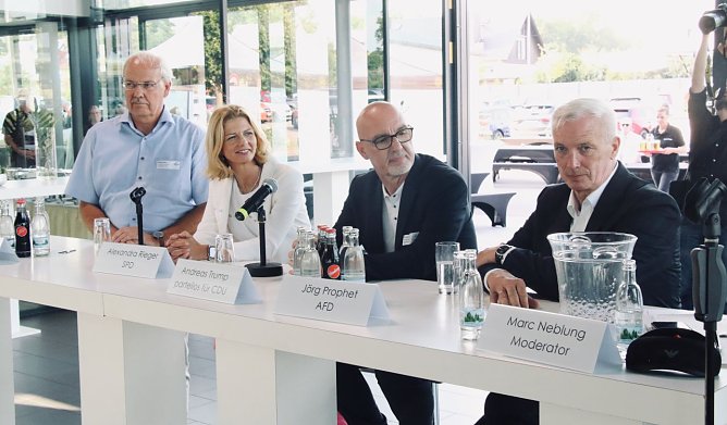 v.l. Stefan Marx, Alexandra Rieger, Andreas Trump und J&ouml;rg Prophet (Foto: agl)