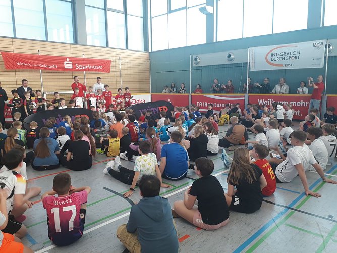 Siegerehrung bei der Sparkassen Fair Play Soccertour in Leinefelde (Foto: Markus Fromm)