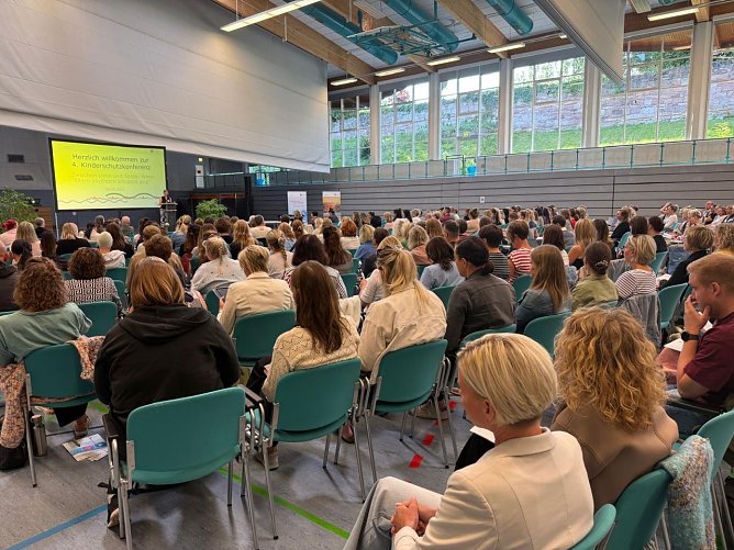 Kinderschutzkonferenz fand einen guten Zuspruch (Foto: Christoph Matthes)
