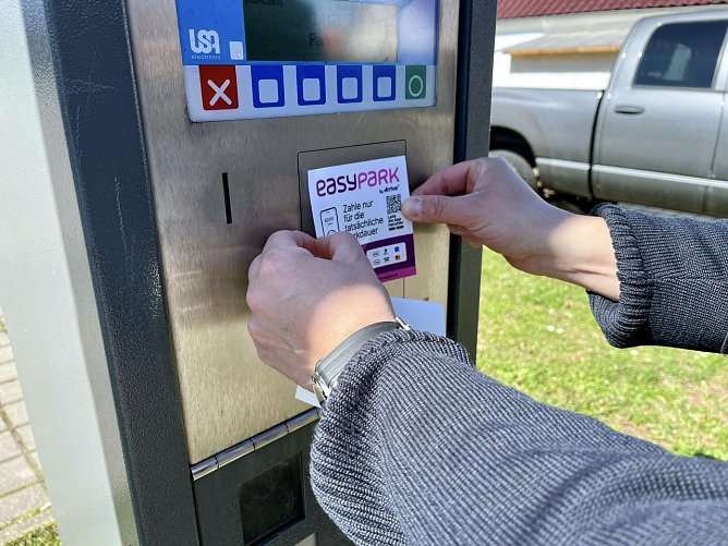 Seit Monatsanfang kann man in Leinefelde-Worbis Parkgeb&uuml;hren per Handy bezahlen.  (Foto: Ren&eacute; Wei&szlig;bach)