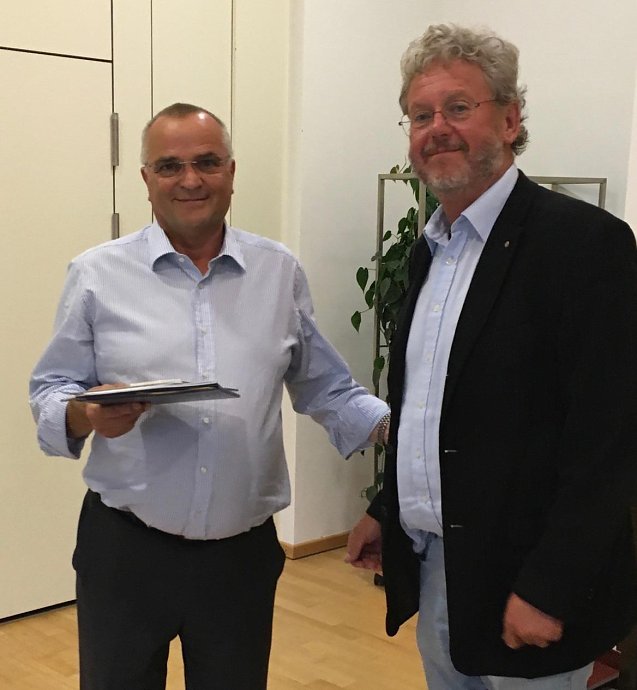 Bild: Karl-Friedrich Albrecht und Othmar Ernst (re.)