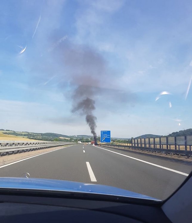 Bild: PKW Brand auf A 38