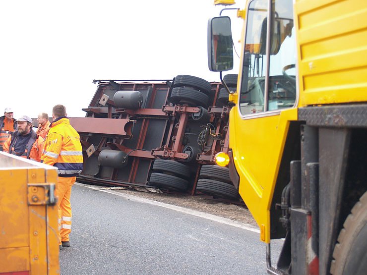 Lkw Unfall auf der B 4