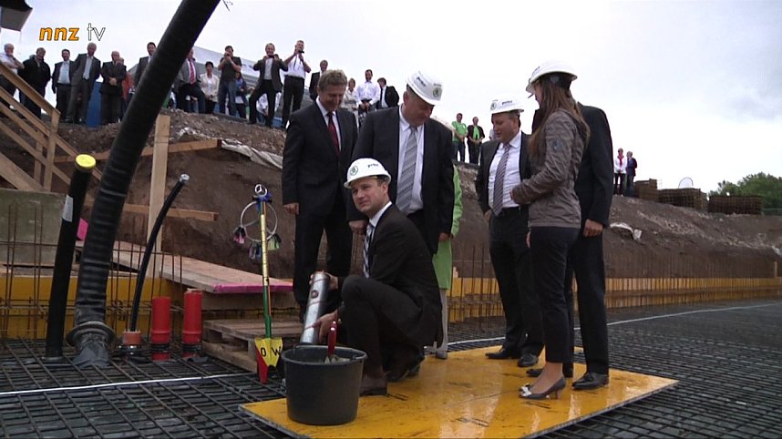 Grundsteinlegung f&uuml;r neues Autohaus