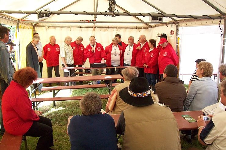 Begr&uuml;&szlig;ungsansprachen des Vorsitzenden des Kyffh&auml;user-Funkclubs Bad Frankenhausen e. V., J&uuml;rgen Lottm
