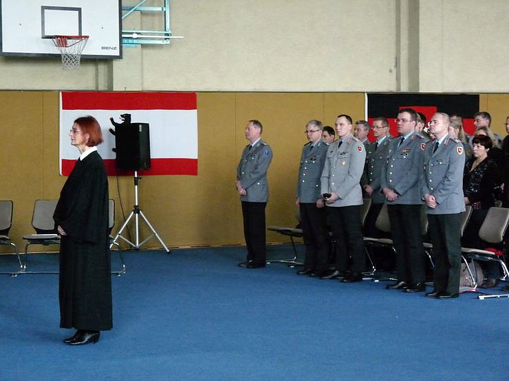 Ins Amt eingef&uuml;hrt