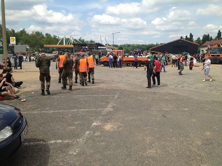 Sondersh&auml;user Soldaten im Einsatz