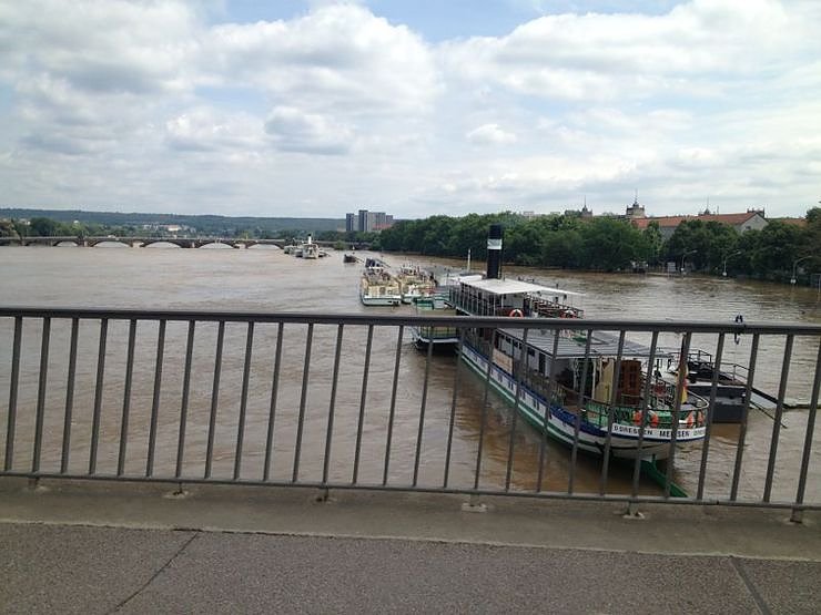 Sondersh&auml;user Soldaten im Einsatz