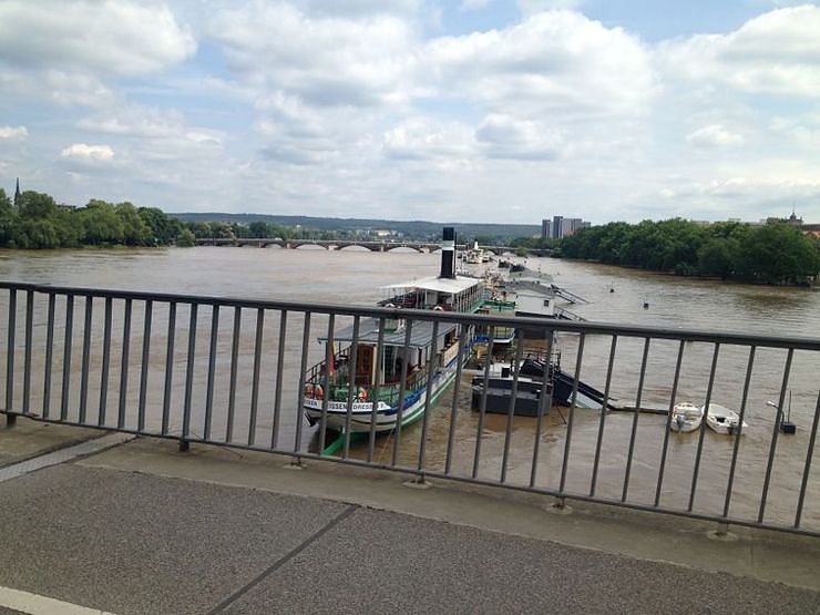 Sondersh&auml;user Soldaten im Einsatz