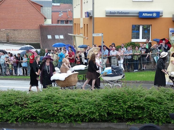 Gro&szlig;er Festumzug zum Th&uuml;ringentag