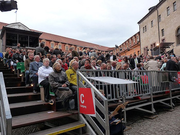 Schlossfestspiele eingel&auml;utet