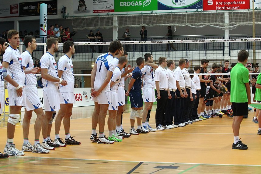 Am und neben dem Netz