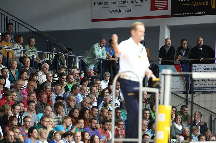 Am und neben dem Netz