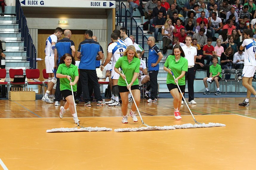 Am und neben dem Netz