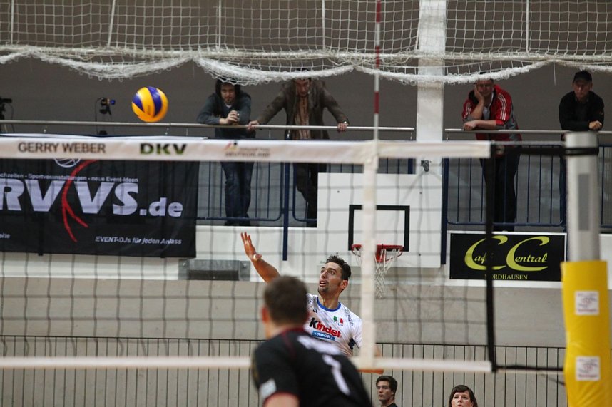 Am und neben dem Netz