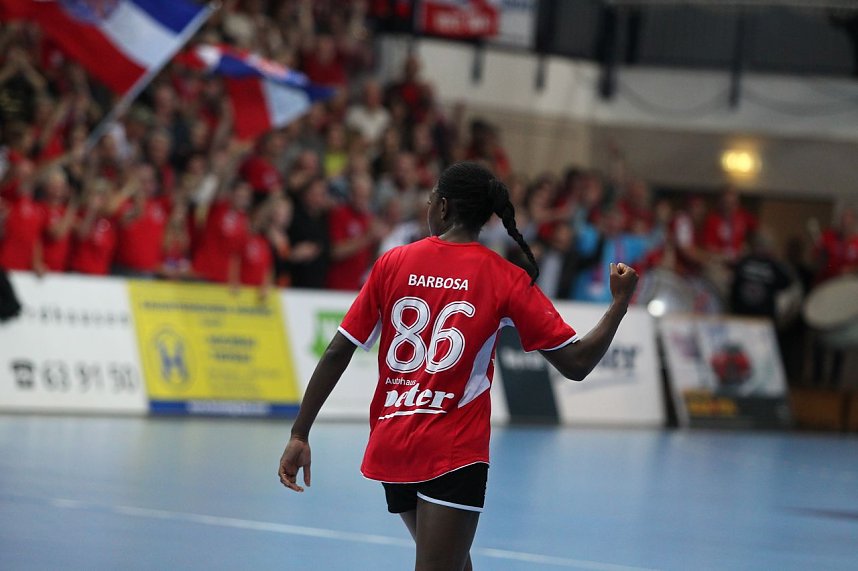 THC gewinnt den CL-Auftakt