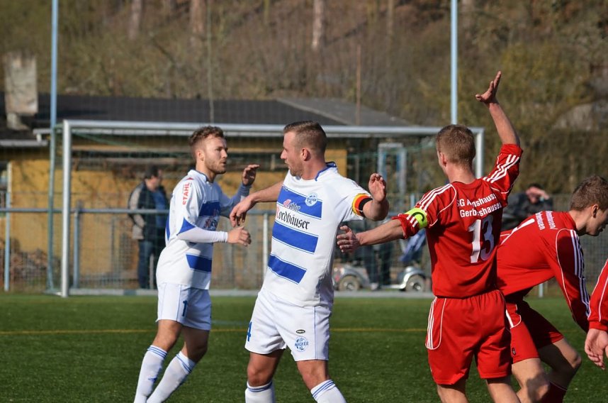 Wacker-Reserve gewinnt 2:0