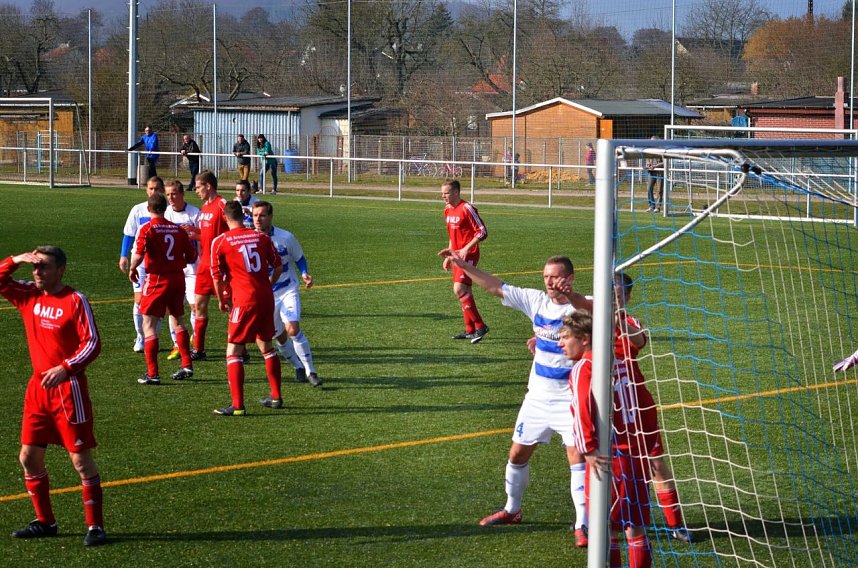 Wacker-Reserve gewinnt 2:0