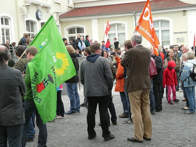 Protest gegen Neonazis