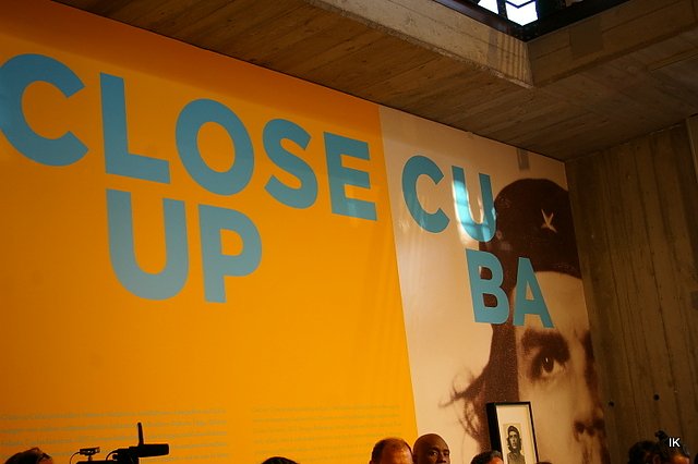 Ausstellungser&ouml;ffnung Close up Kuba