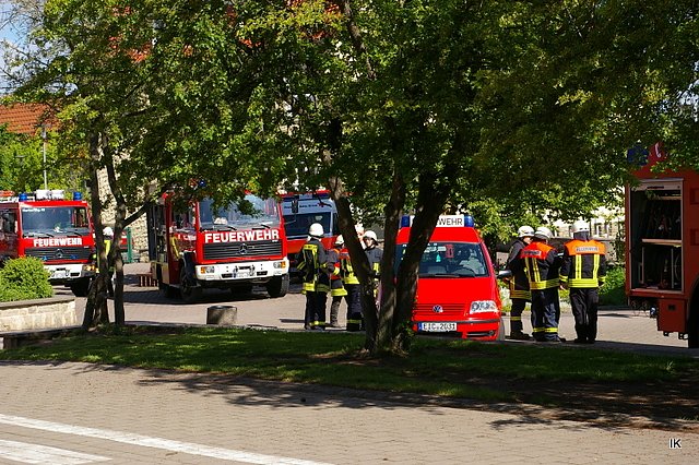 Feuerwehr&uuml;bung an Hentrich-Schule